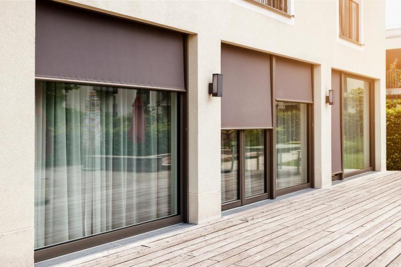 Installation de store à Idron : comment choisir le modèle idéal ?